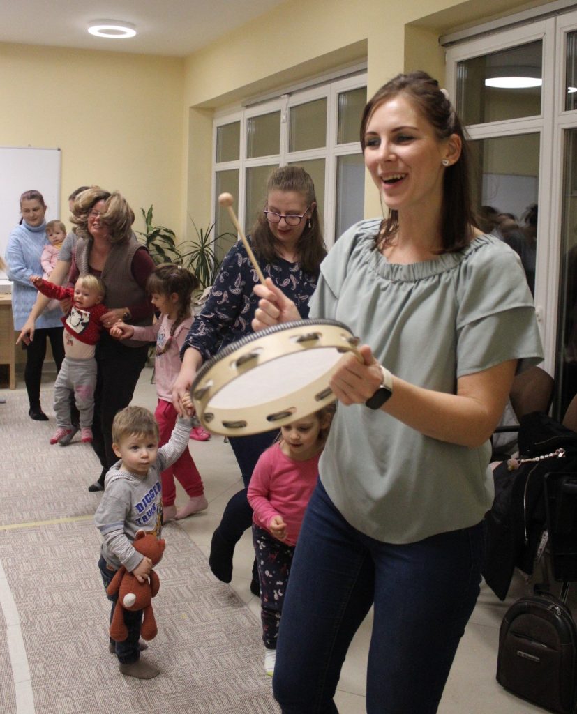 Kiugrott a gombóc – foglalkozás 0-3 éveseknek (2025.10.28.)