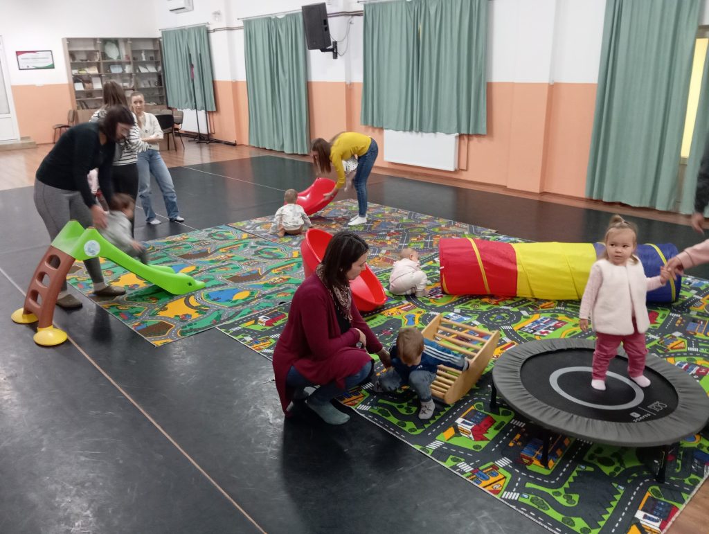 Kerekítő foglalkozás Adán (2025.10.06.)