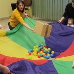 Kiugrott a gombóc – foglalkozás 0-3 éveseknek (2025.11.04.)