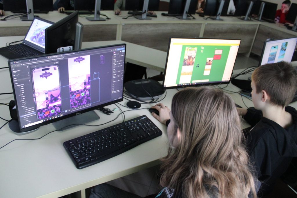 Figma fantasy – informatikai tábor, idősebb csoport (2026.01.07.)