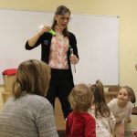 Kiugrott a gombóc – foglalkozás 0-3 éveseknek (2026.01.20.)