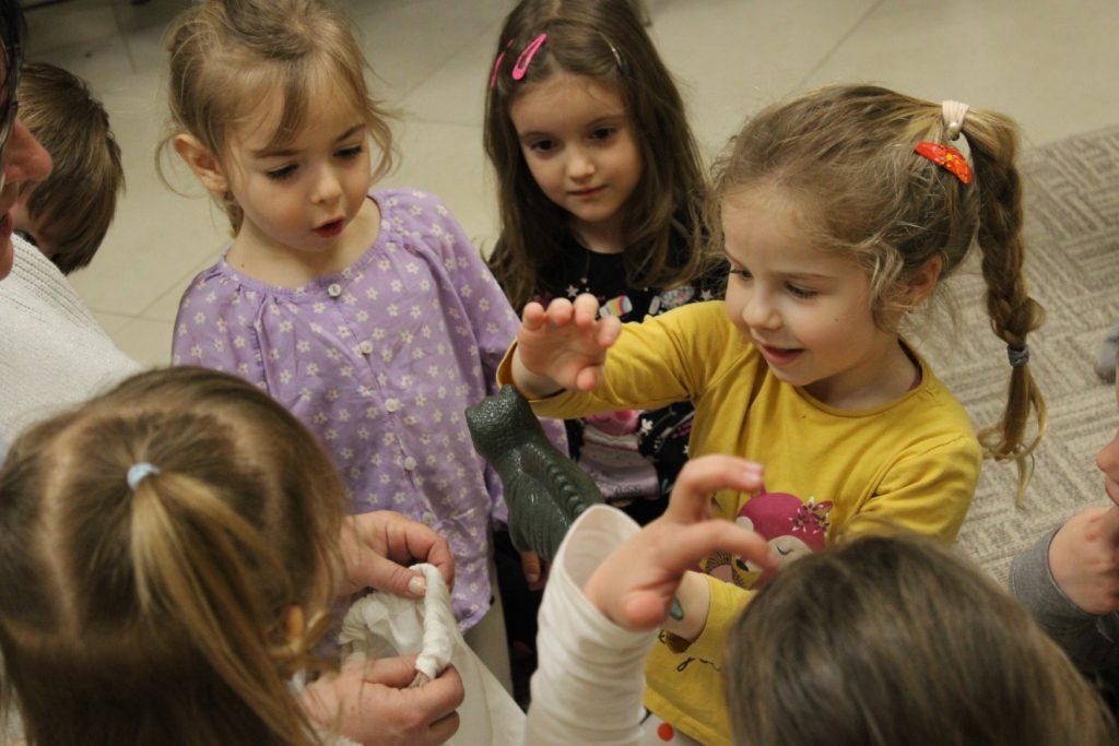 Mesekuckó – Nyúlpásztor (2026.03.20.)