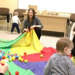 Kiugrott a gombóc – foglalkozás 0-3 éveseknek (2026.03.31.)