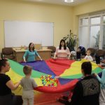 Kiugrott a gombóc – foglalkozás 0-3 éveseknek (2026.04.14.)