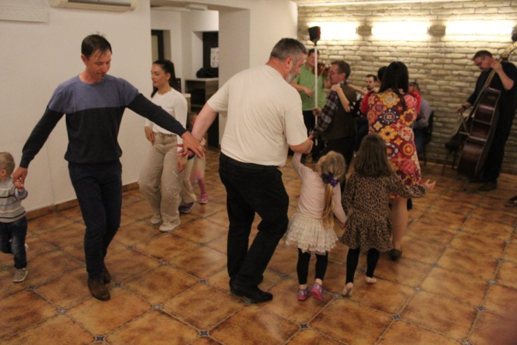 Szent György-napi táncház a Juhász zenekarral (2026.04.23.)