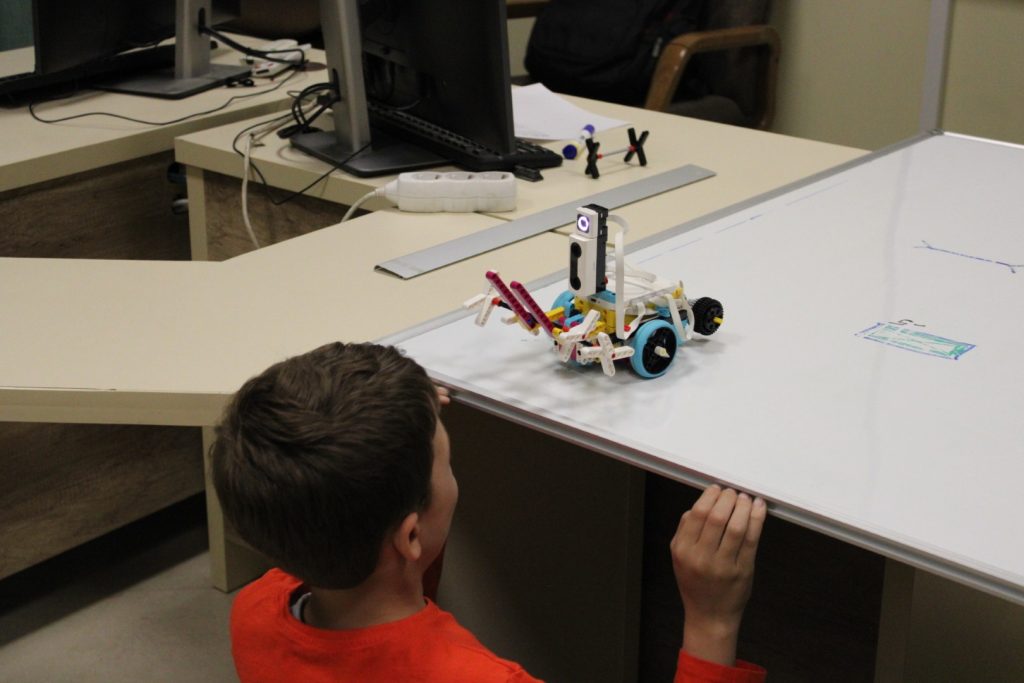 LEGO robotika foglalkozás 8-11 éveseknek (2026.04.30.)