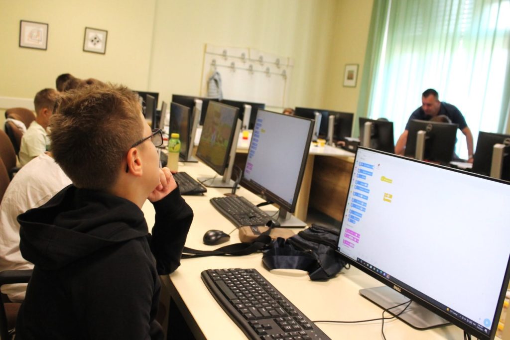 RoboTábor – nyári informatikai tábor (2026.07.24.)